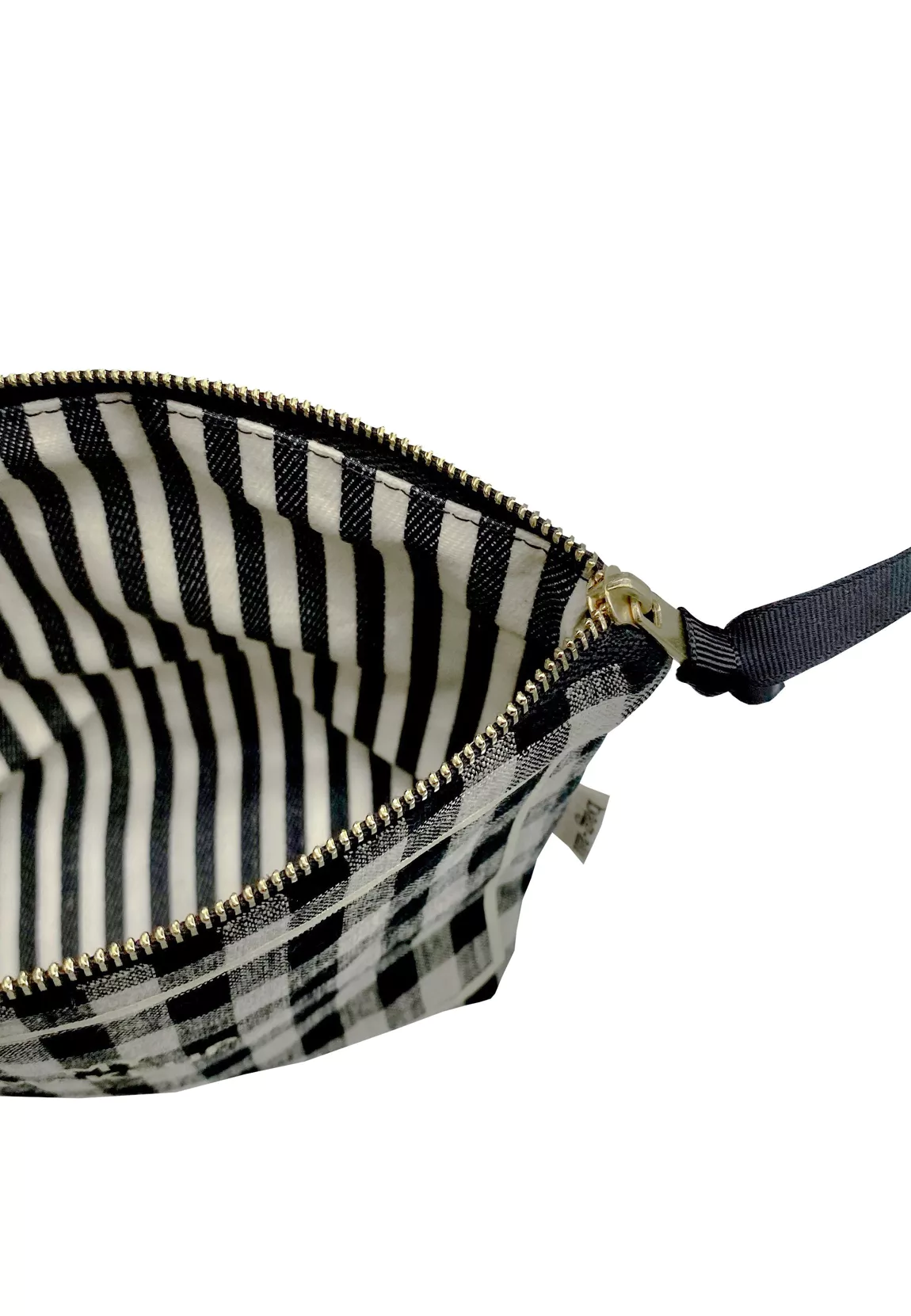 2436395-47d6879438d24e