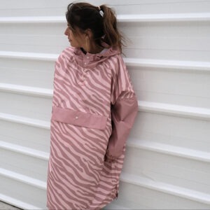 Vihmapontšo I  Pink Zebra