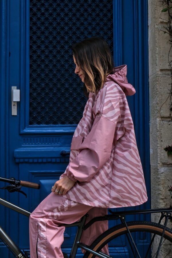 Vihmapontšo lühike I  Pink Zebra