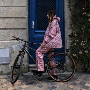 Vihmapontšo lühike I  Pink Zebra