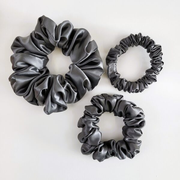 Mönna siidist patsikumm | Dark Grey