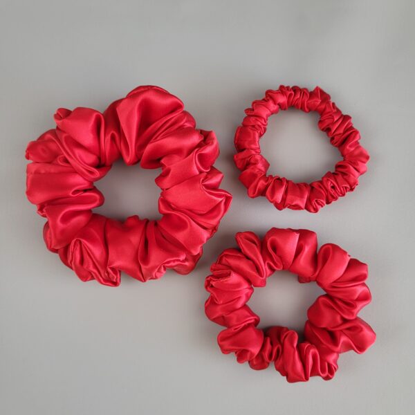 Mönna siidist patsikumm | Deep Red